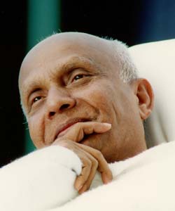 sri-chinmoy.jpg