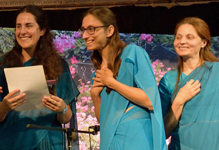 blue-flower-meditationsseminar.jpg