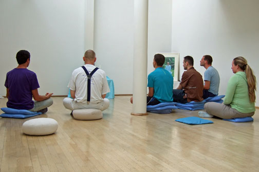 kursraum-meditation.jpg